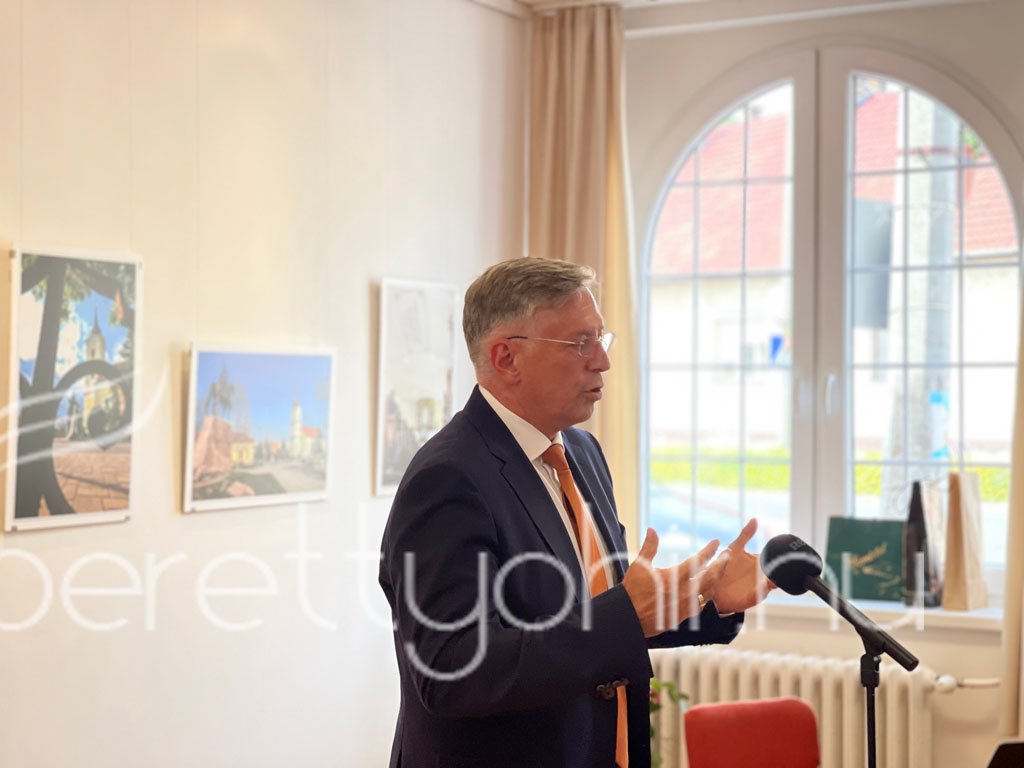 Tájak és emberek - kiállításmegnyitó11